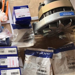 Factory source Oil Filter Used For Komatsu/ Hitachi -
 Engine parts  volvo V-BELT engine parts – RUIPO ENGINE PARTS